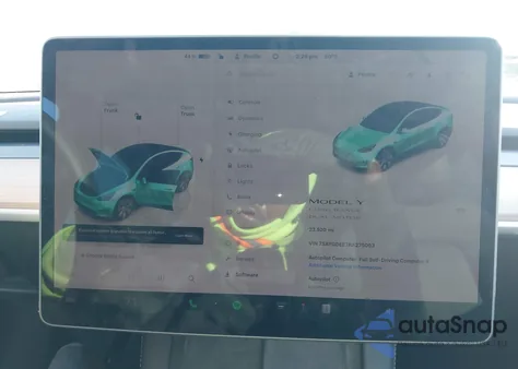 2024 Tesla Model Y Long Range Dual Motor All-Wheel Drive из США, поврежденный, VIN 7SAYGDEE7RA275003